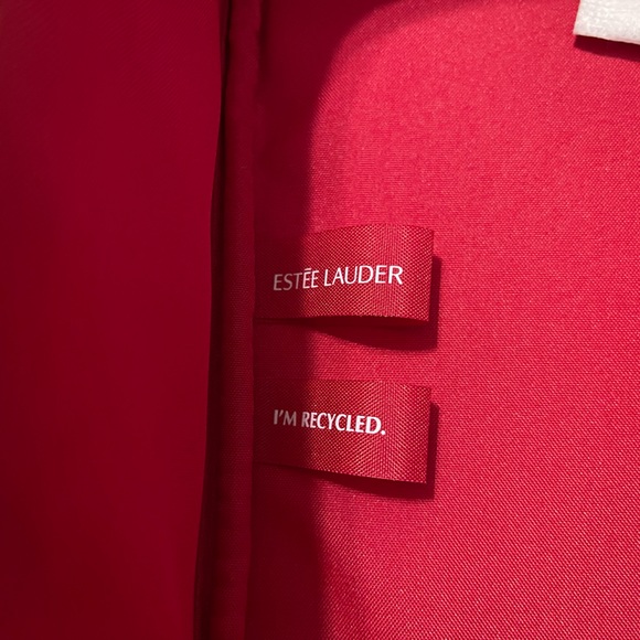 🎉Host Pick🎉 NWOT Estee Lauder Red Velvet Train Case - Picture 2 of 10
